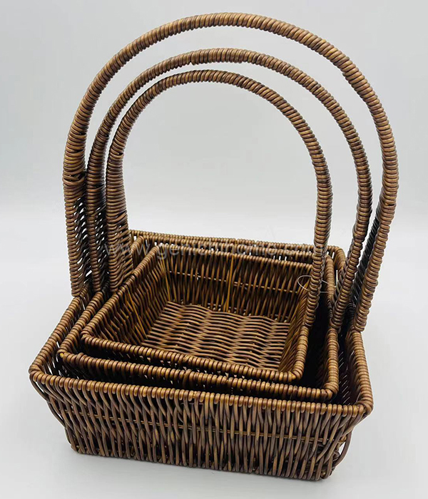 Il fascino dei cestini di rattan tote